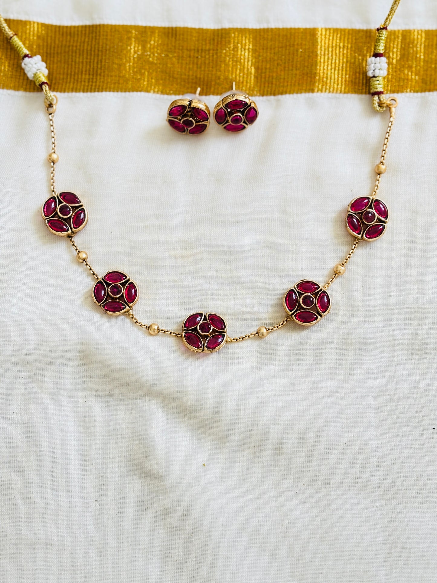 Floral Necklace (Pink-Pink)