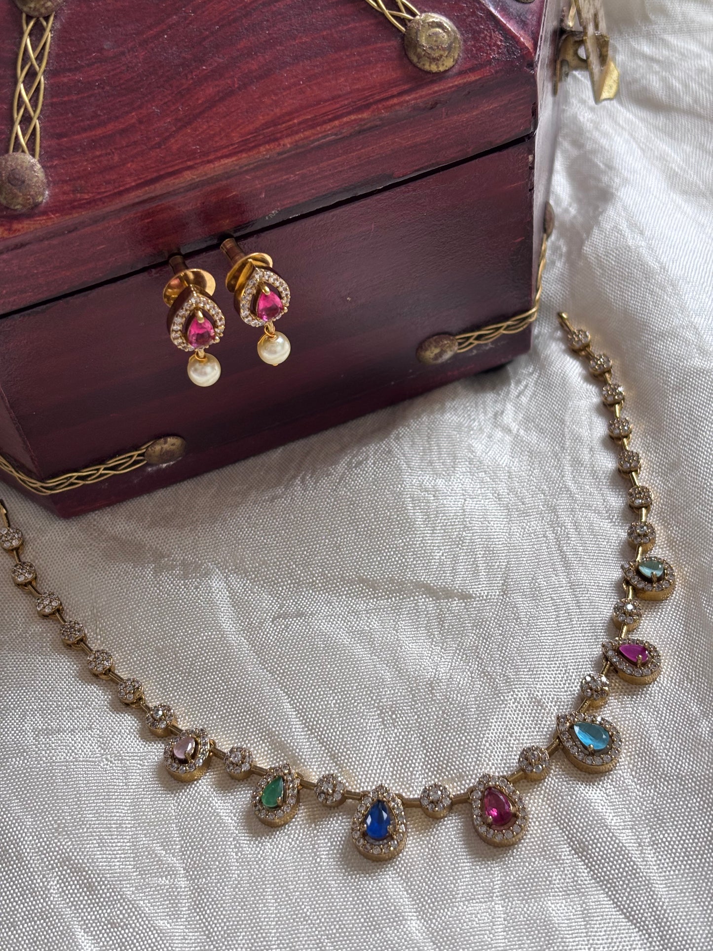 Varna Short Necklace