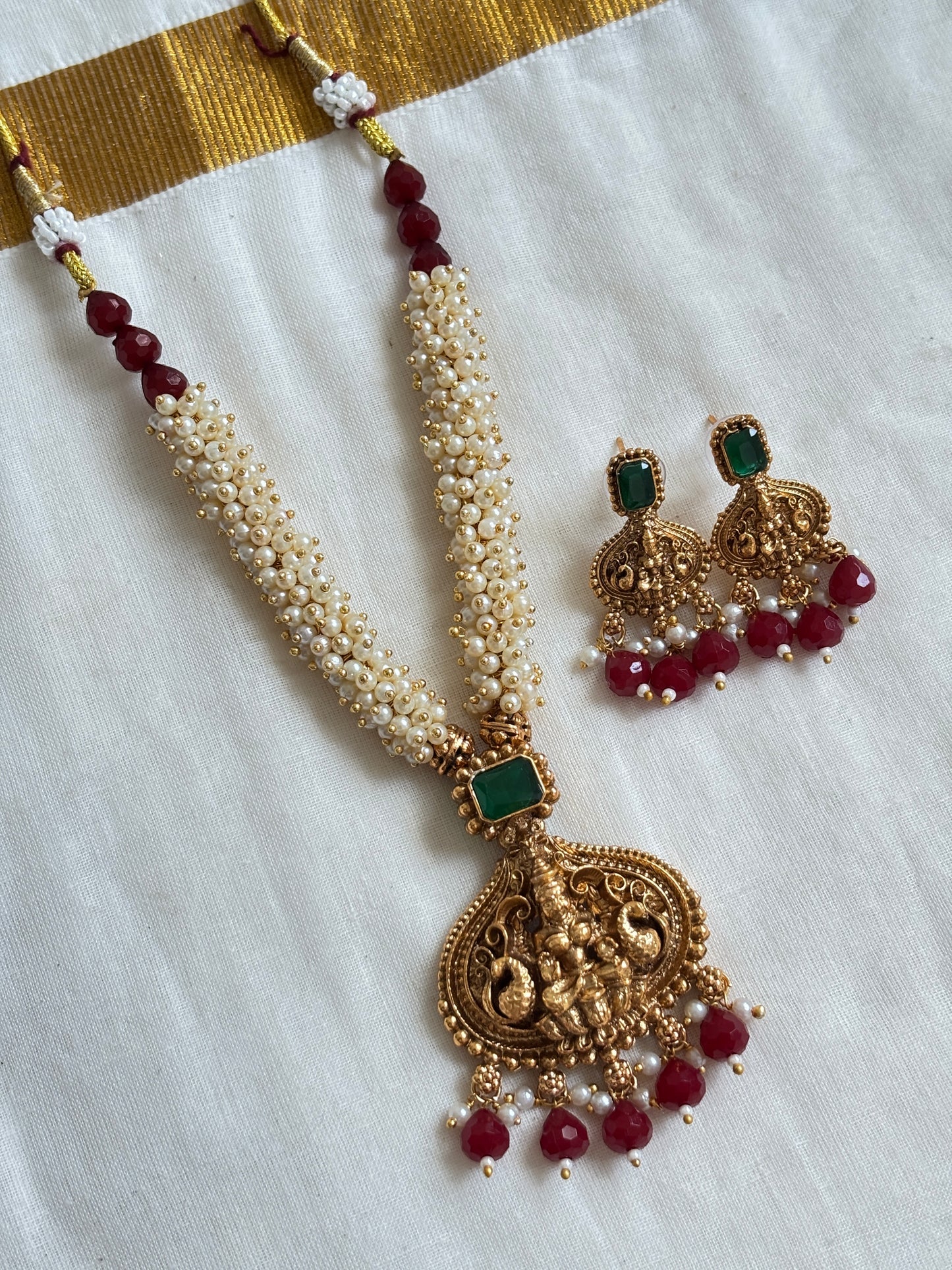 Sripadma (Ruby Red) Necklace