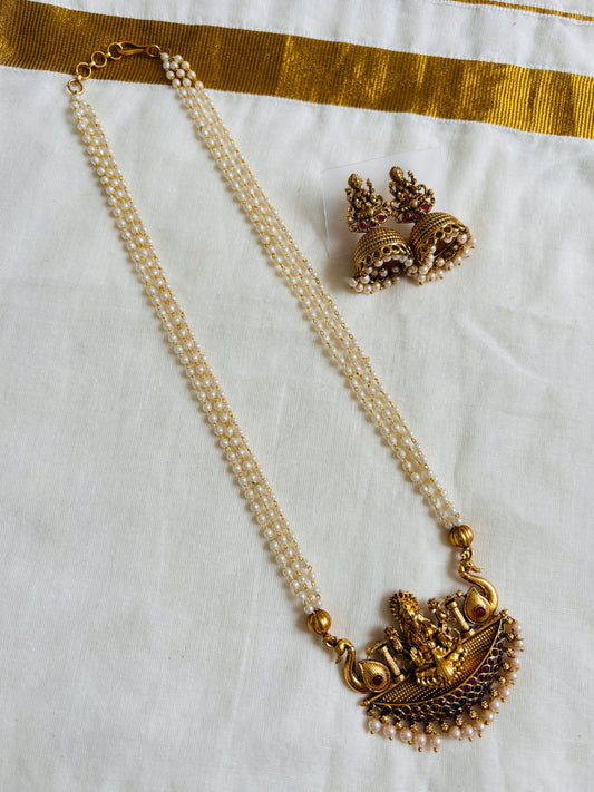 3 line pearl Lakshmi pendant short haaram