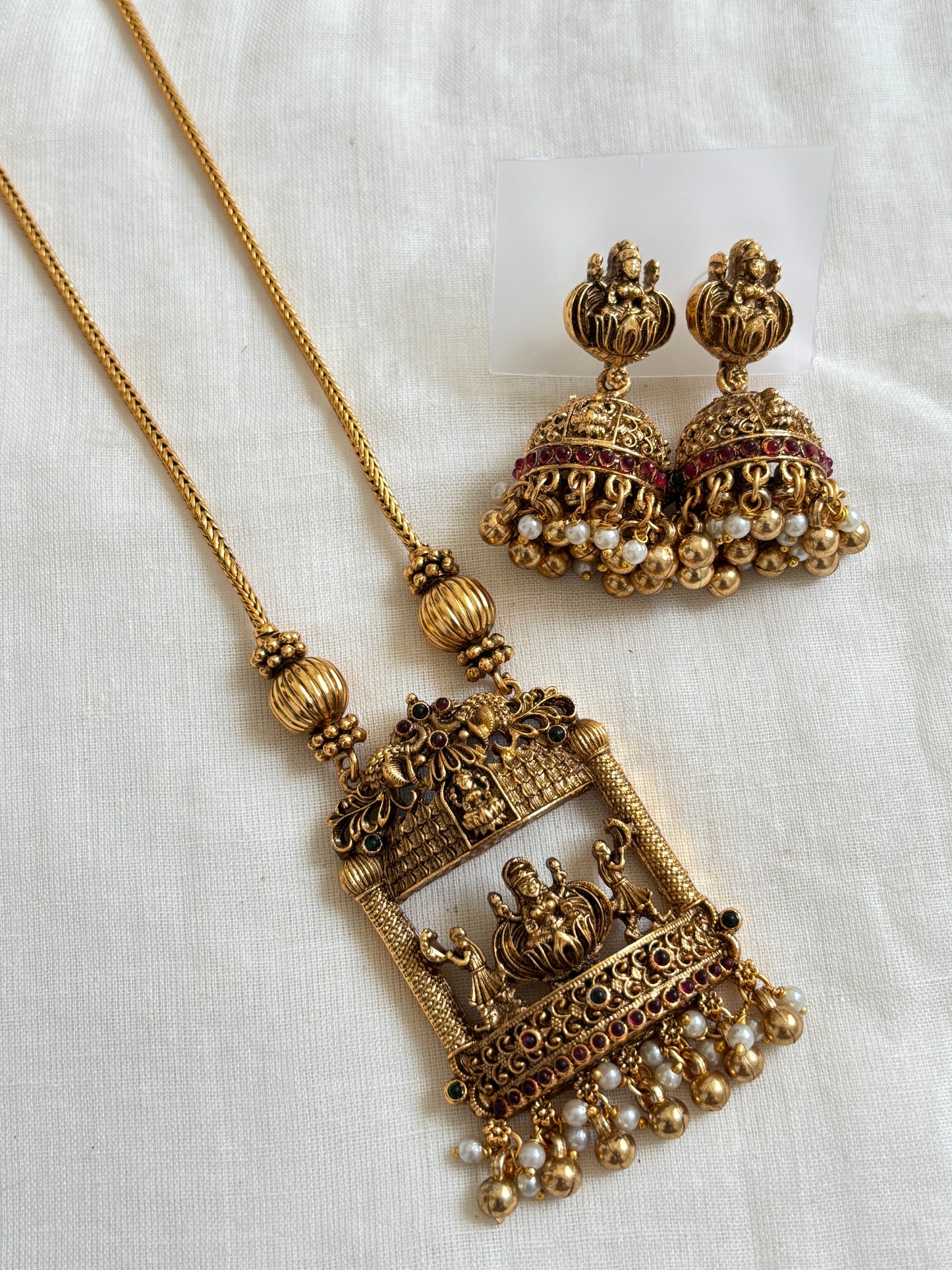 Lakshmi Mandapam short haaram