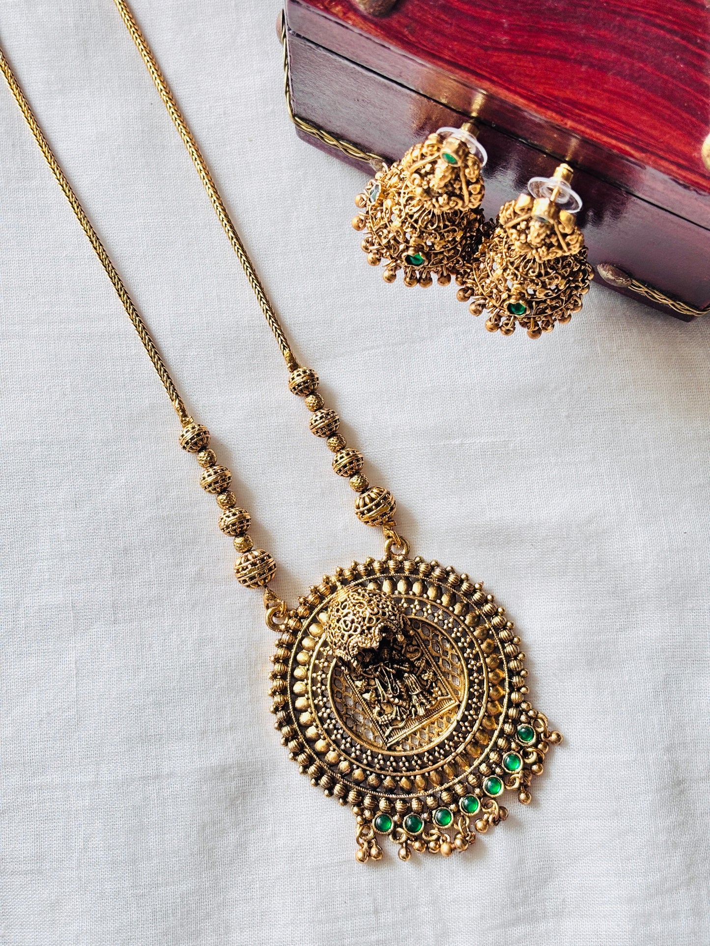 Radhakrishna short haaram-Green