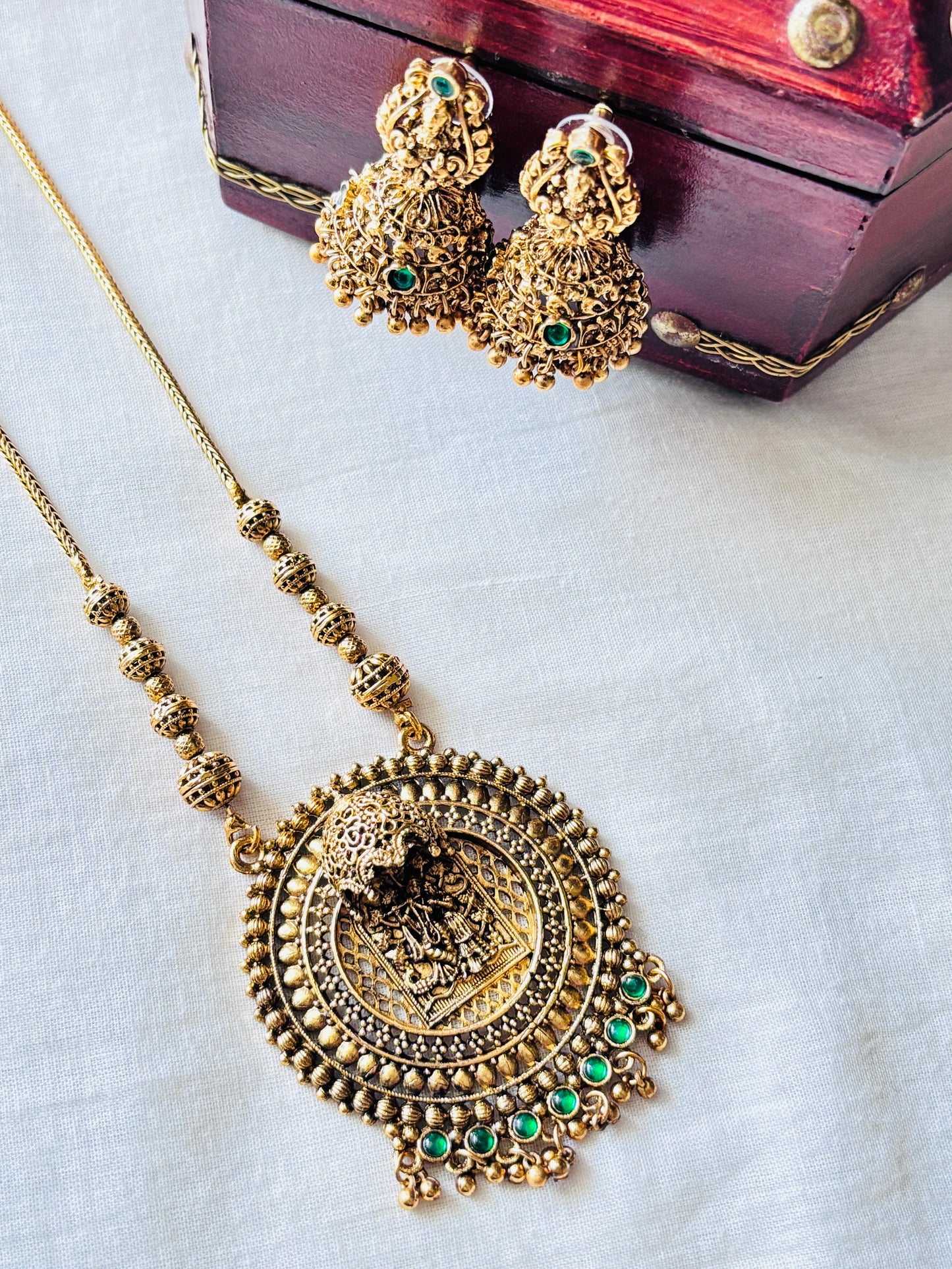 Radhakrishna short haaram-Green