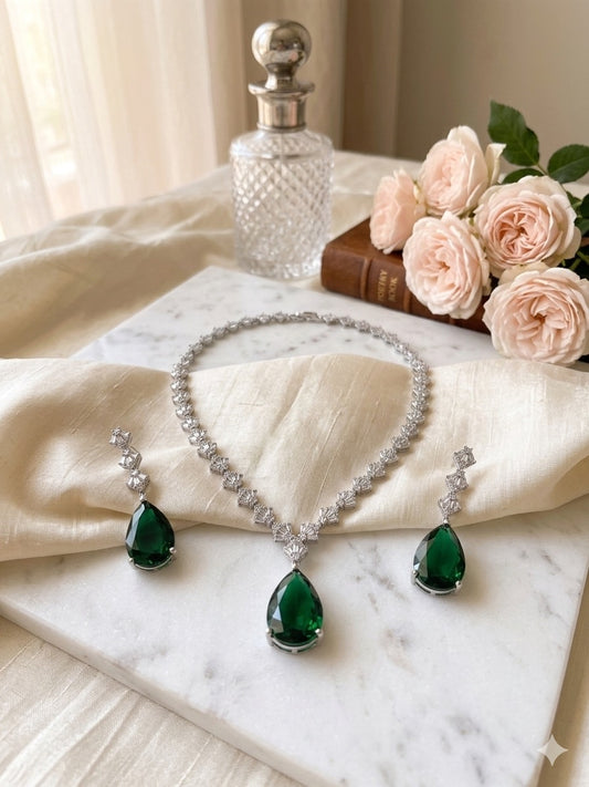 Elara drop necklace-Green