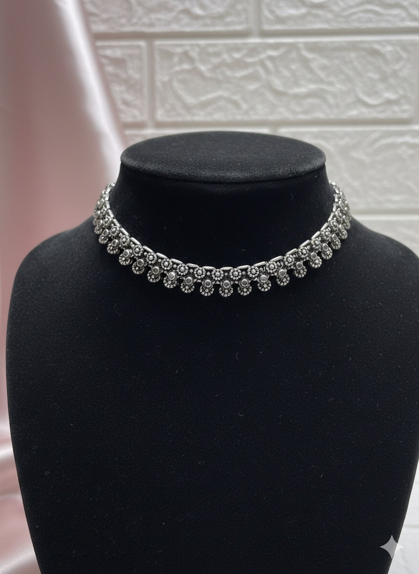 Noor drops oxidised short necklace