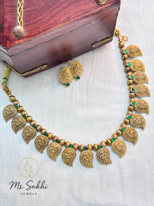 Mango mala-green