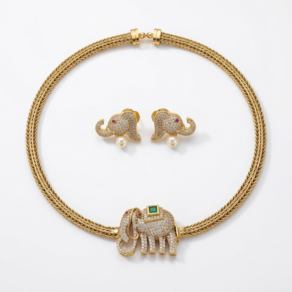 Airavath Short Necklace Green Stone